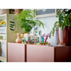 LEGO® Friends,Retired Botanical Garden (41757) | Sunland Bricks NZ